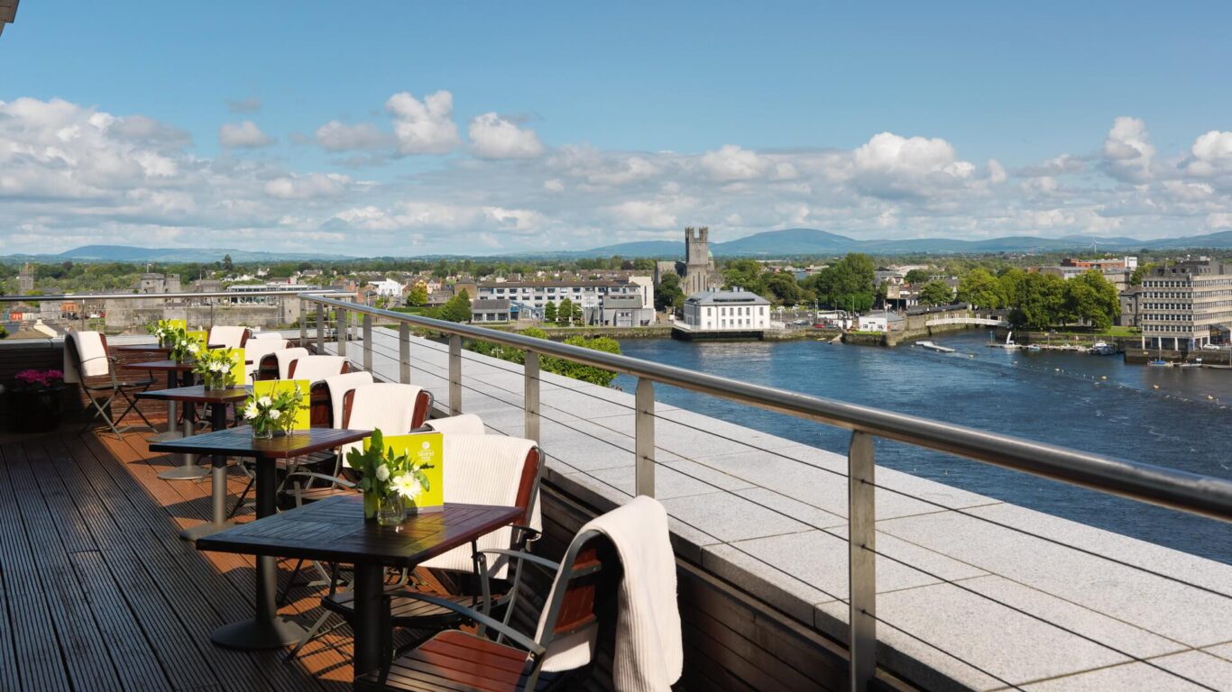 City-view-suite-weddings-limerick-strand-hotel