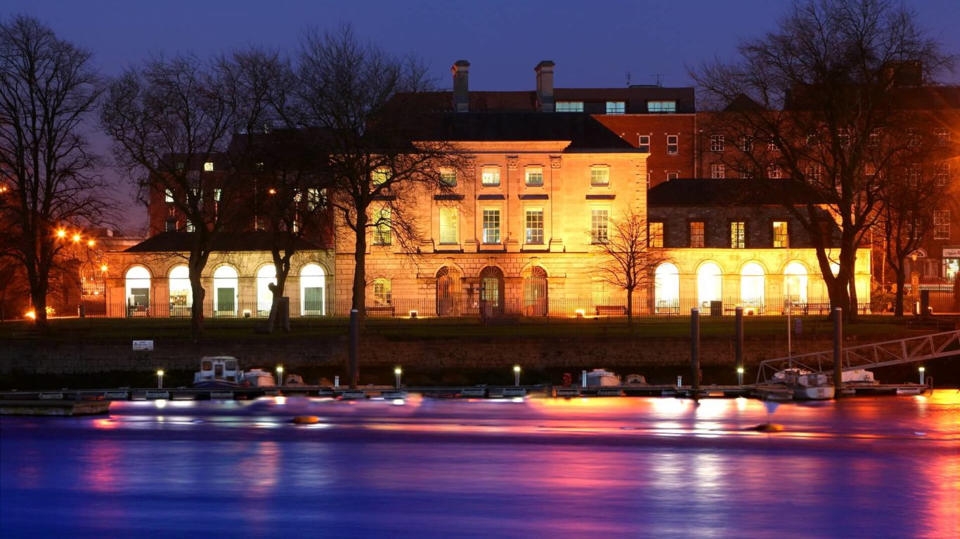 Limerick Attractions Hunt Museum By Night