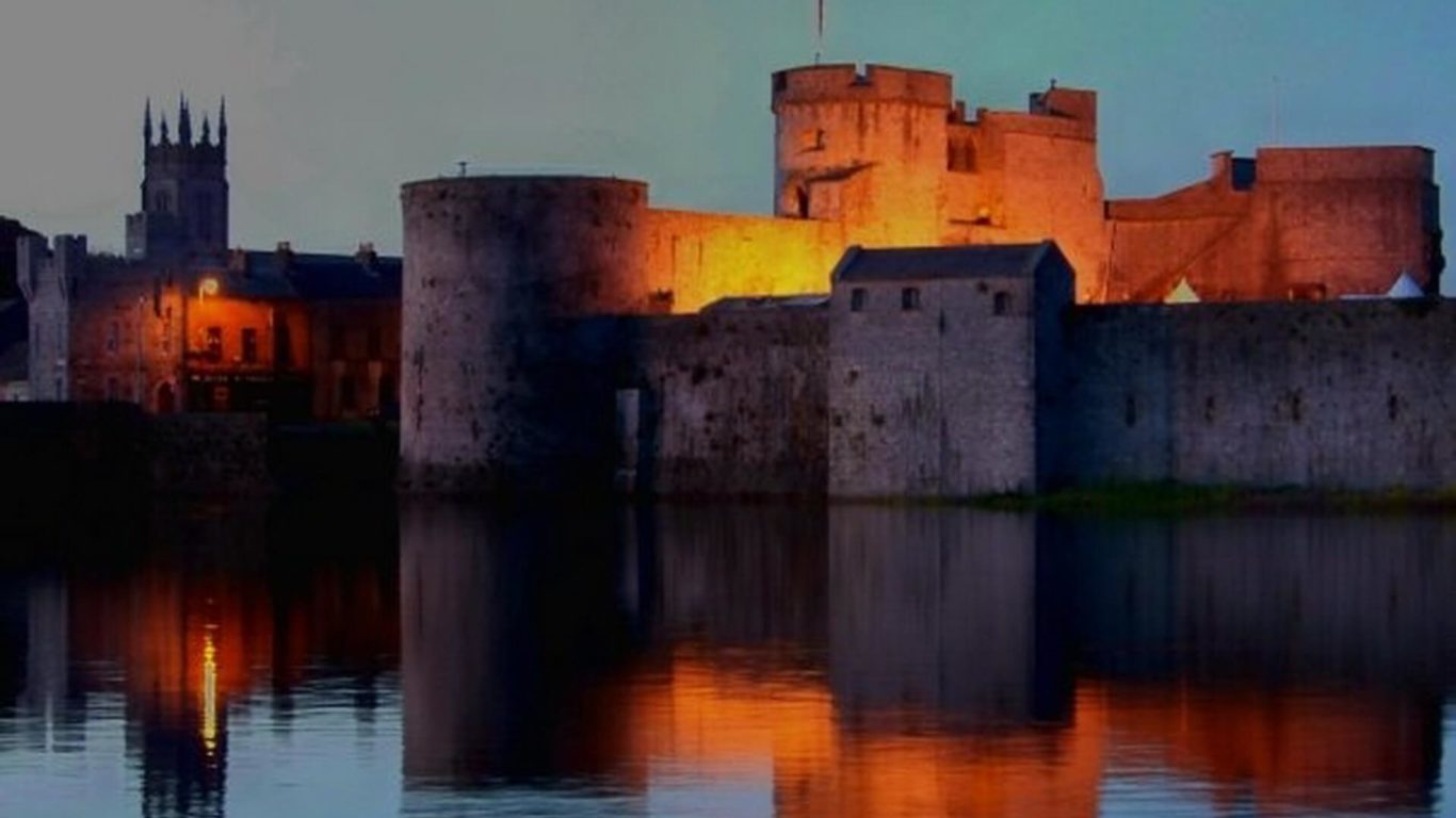 Limerick Attractions King Johns Castle at Sunset